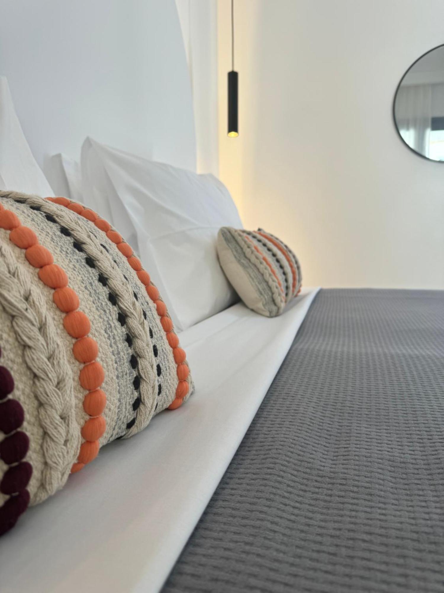 Angelo Estate Santorini Aparthotel Perissa  Bagian luar foto