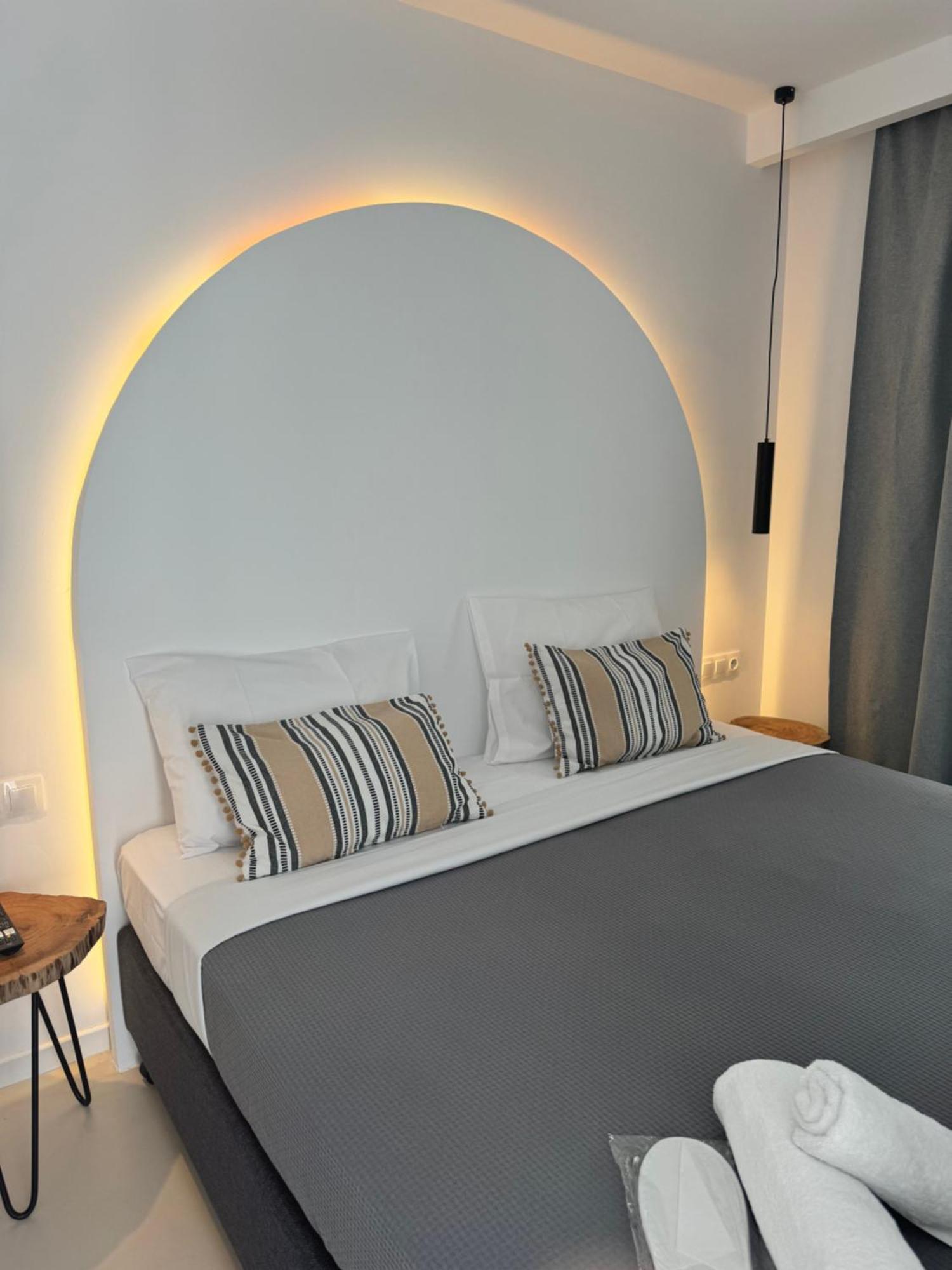 Angelo Estate Santorini Aparthotel Perissa  Bagian luar foto