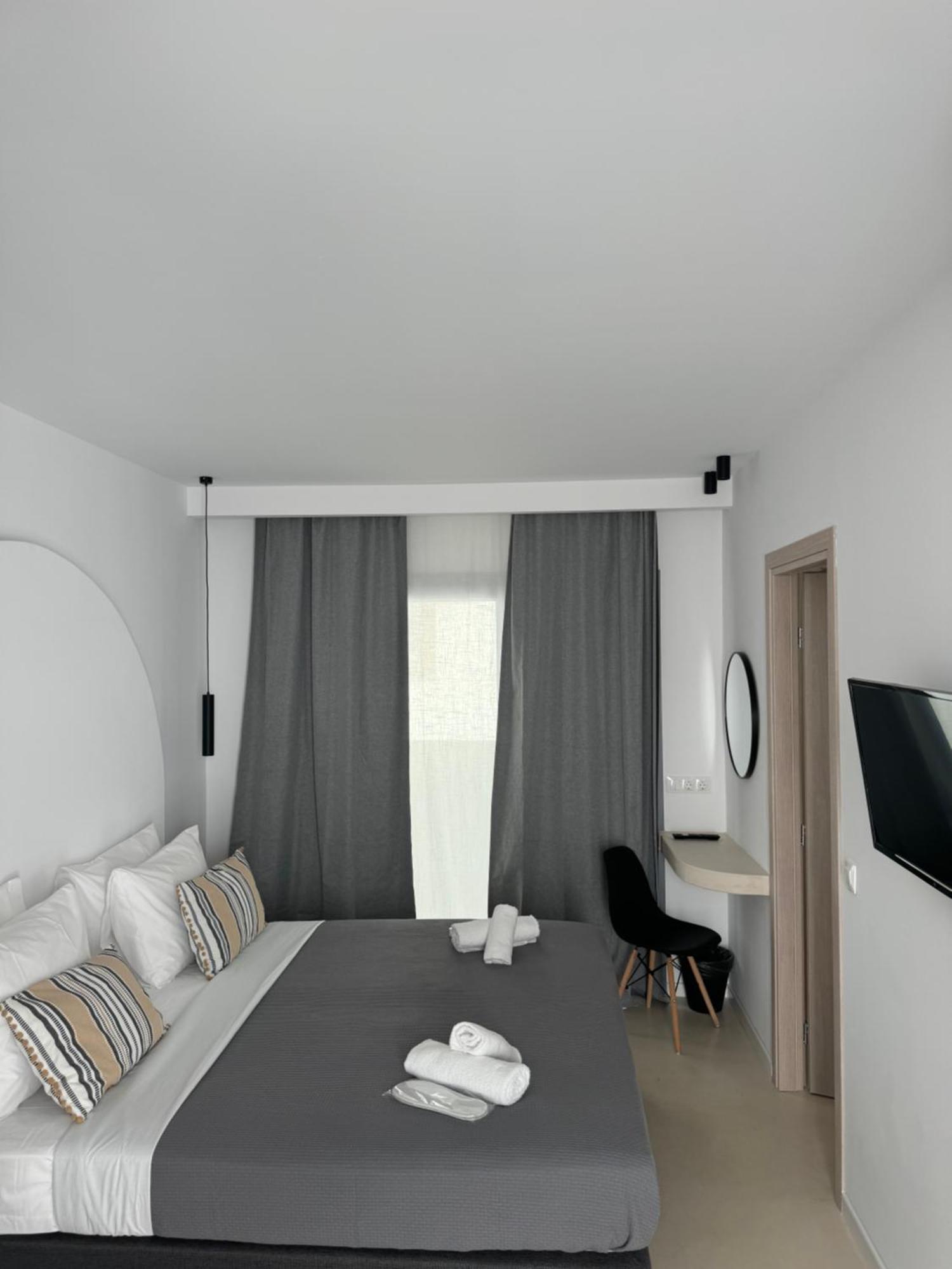 Angelo Estate Santorini Aparthotel Perissa  Bagian luar foto